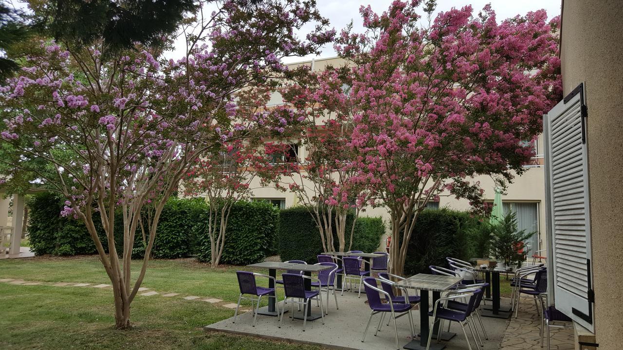 Le Fleurance - NOUVELLE équipe - Groupe LOGIS Hôtels Exterior foto