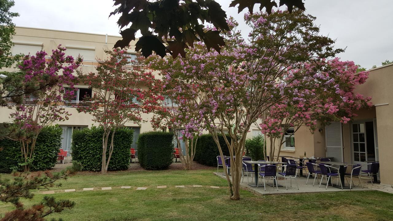 Le Fleurance - NOUVELLE équipe - Groupe LOGIS Hôtels Exterior foto